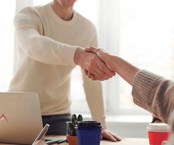 Je deviens de contact technique de votre entreprise pour la gestion de vos projets marketing complexes.